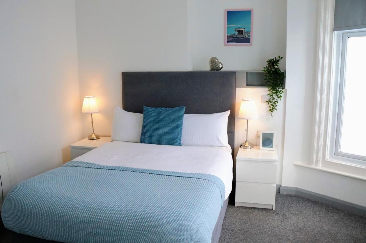 Pier12 Apartman Eastbourne Kültér fotó