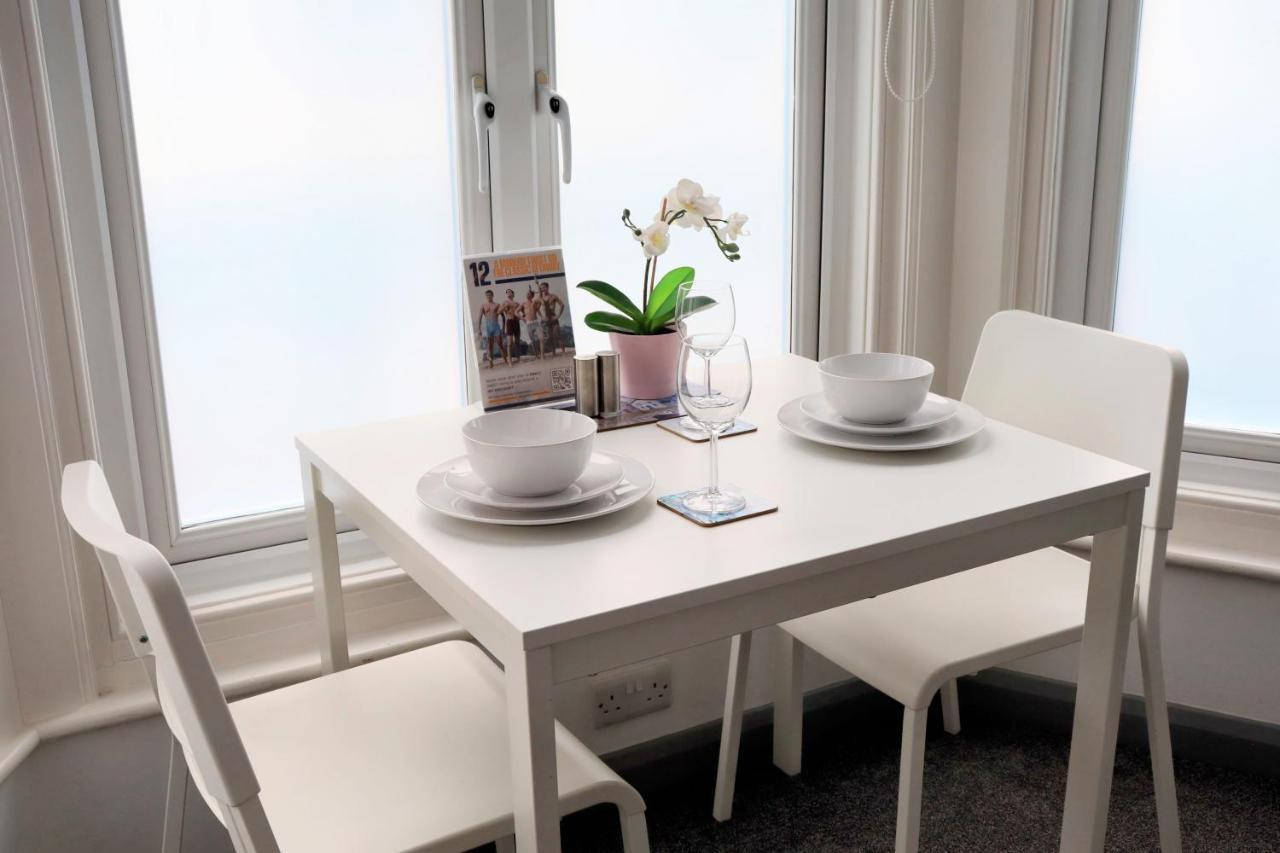 Pier12 Apartman Eastbourne Kültér fotó