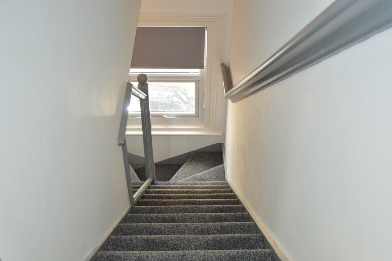 Pier12 Apartman Eastbourne Kültér fotó