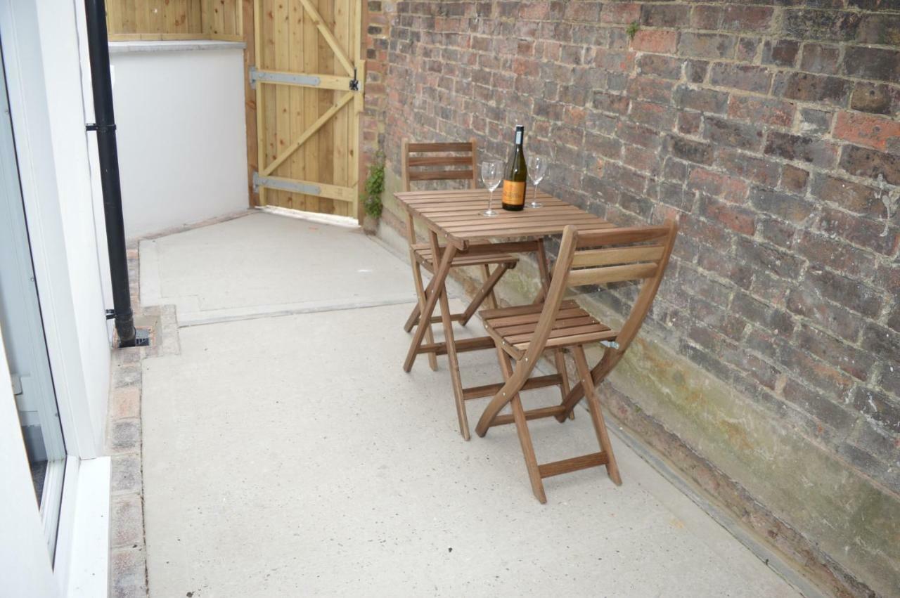 Pier12 Apartman Eastbourne Kültér fotó